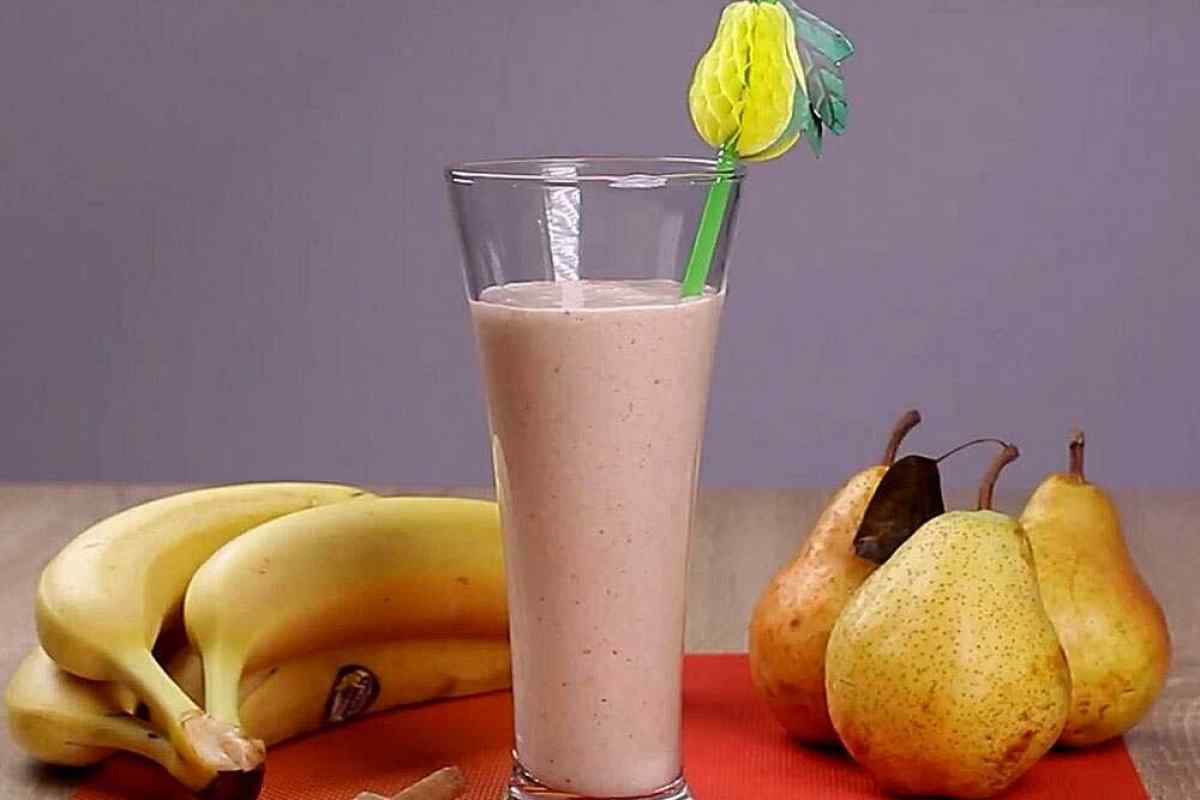 Як зробити три простих і корисних смузі з бананом