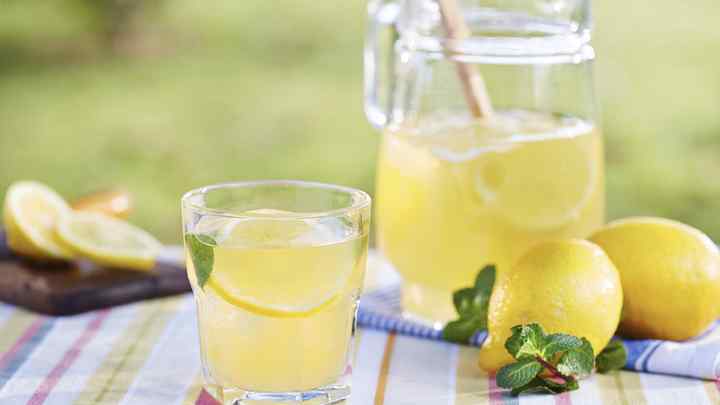 Як зробити турецький лимонад