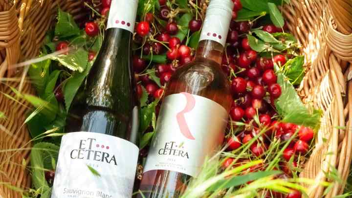 Яке червоне молдовське вино краще купувати