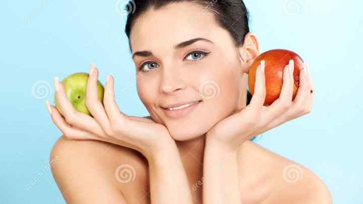 Топ-5 продуктів для поліпшення стану шкіри обличчя