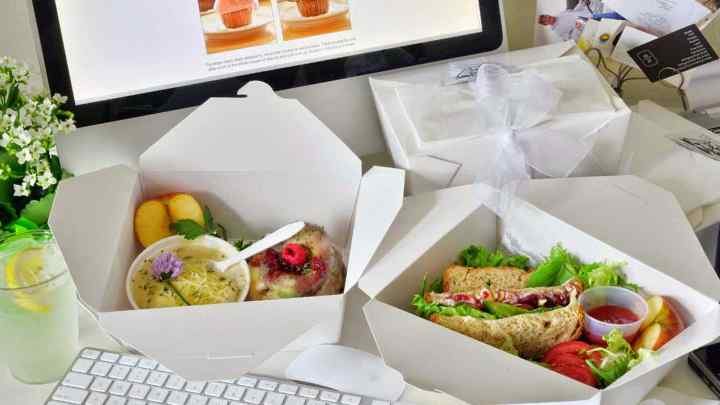 Як організувати бізнес з доставки обідів в офіси