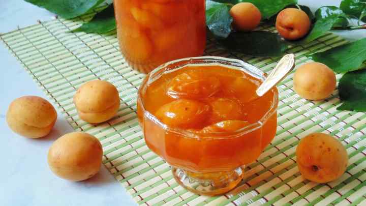Як приготувати смачне персикове варення