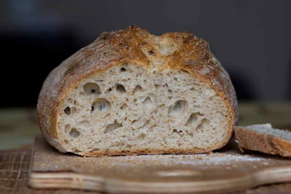 Рецепт випічки житнього хліба вдома в духовці