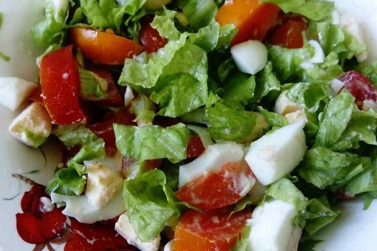 Легкі вітамінні салати: рецепти
