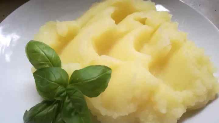 Як приготувати смачно картопляне пюре