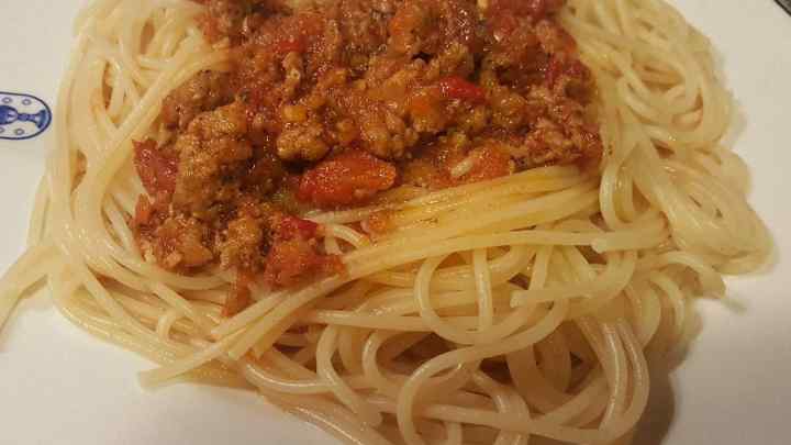 Як приготувати спагеті болоньєз