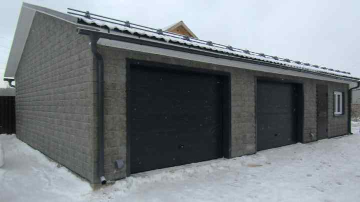 Як побудувати недорогий гараж