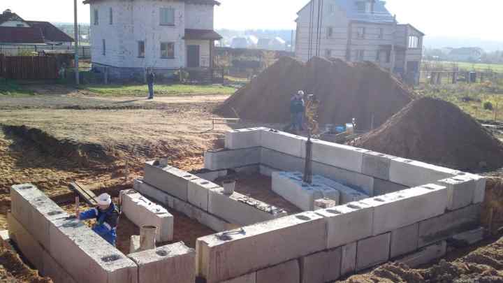 Як будувати фундамент для дому