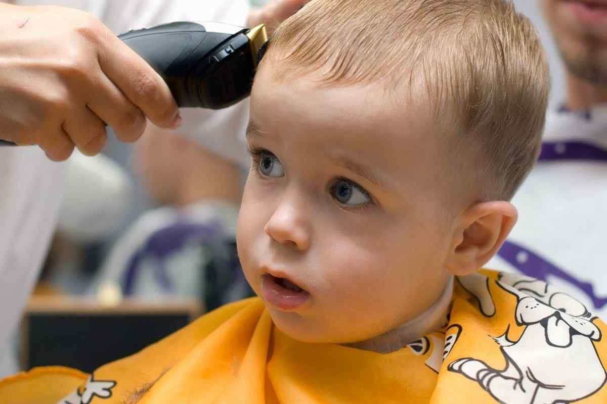 Як підстригти дитину самостійно