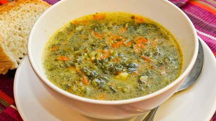 Як готувати суп з крапивою