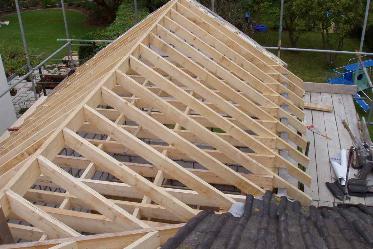 Як побудувати двоматний дах