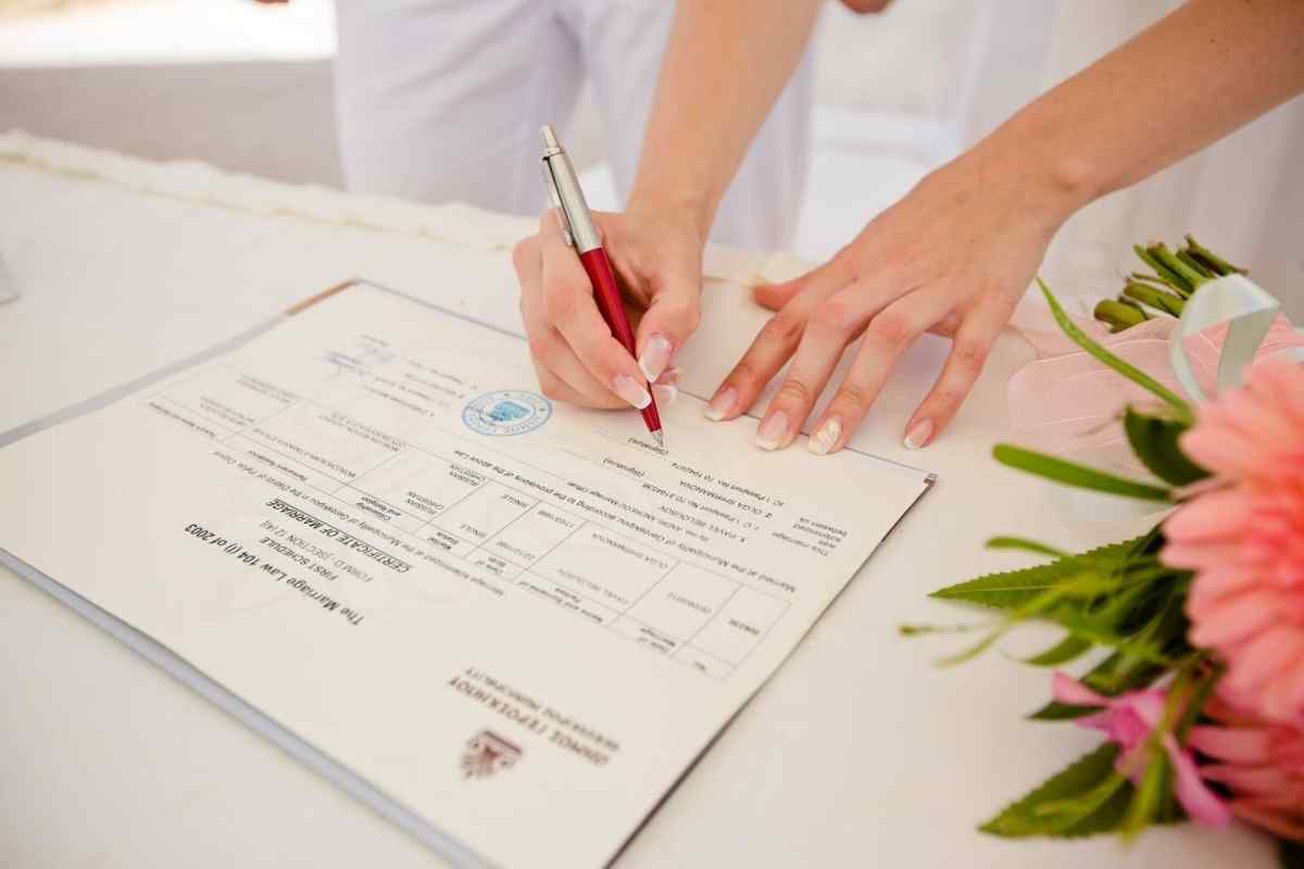 Як подати заяву на реєстрацію шлюбу в РАЦС
