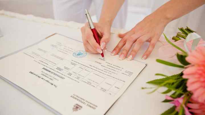 Як подати заяву на реєстрацію шлюбу в РАЦС