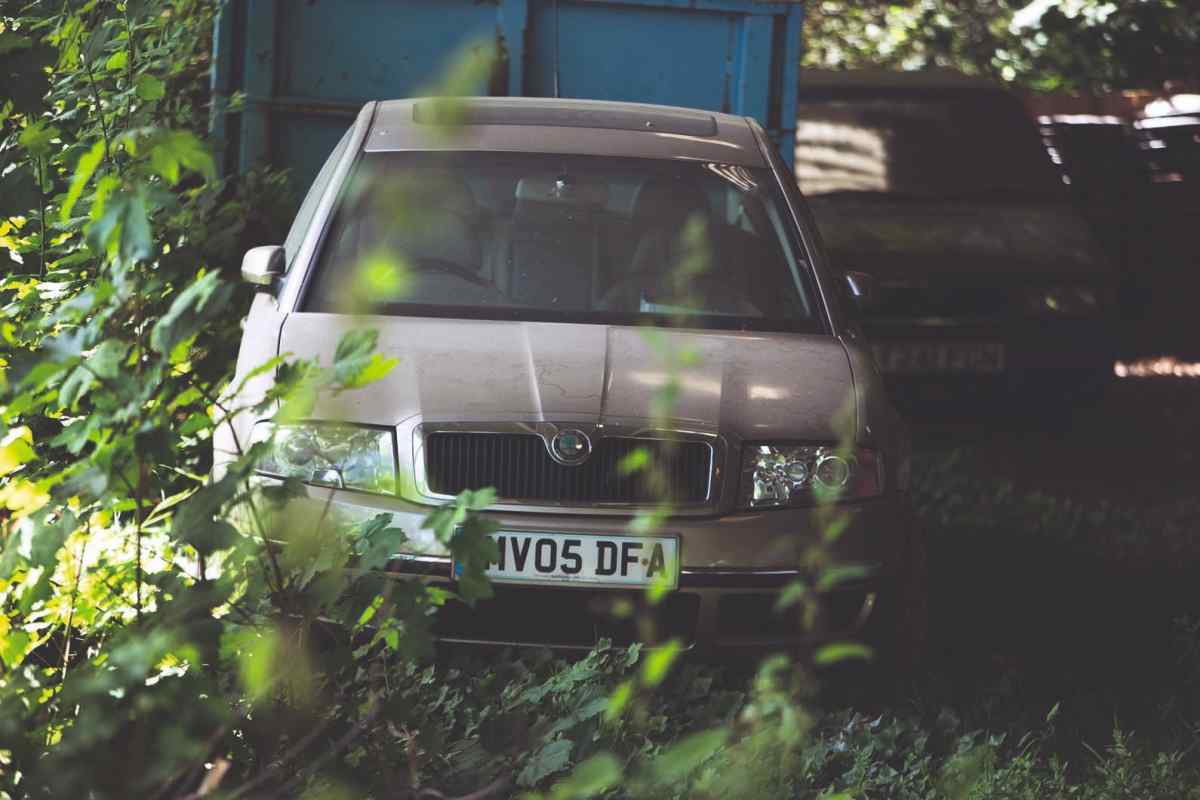 Британець за 10 років зібрав 70 автомобілів Skoda: Що привабливого він знайшов у чеських машинах
