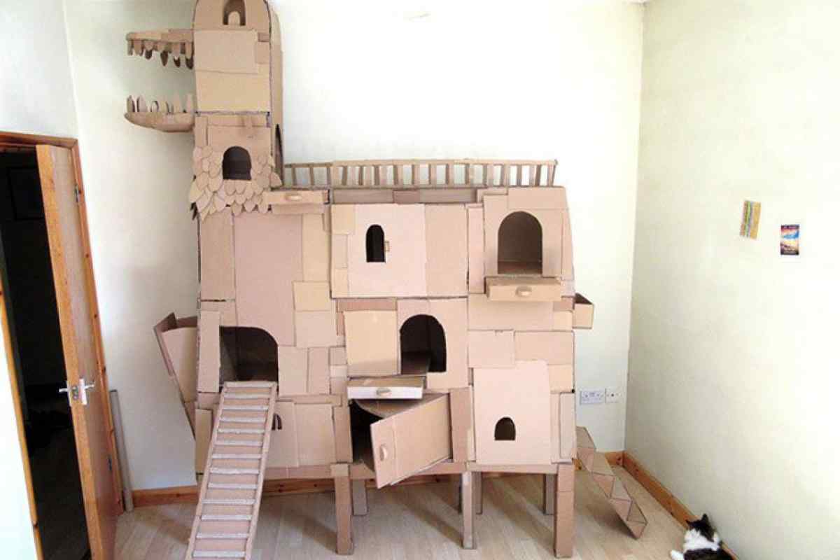 Як побудувати кішці будиночок