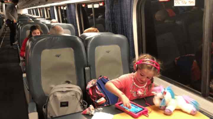 Як їхати в поїзді з дитиною 1,5 років