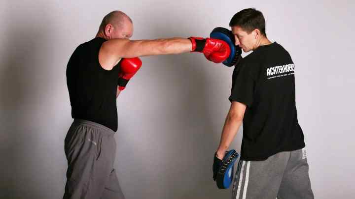 Як тренувати боксера