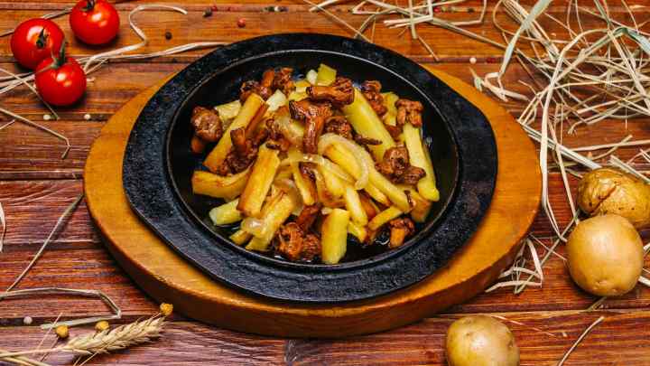 Секрет приготування смачної та ароматної картоплі