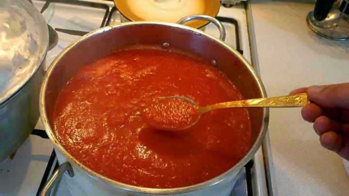 Як приготувати томатну пасту в домашніх умовах