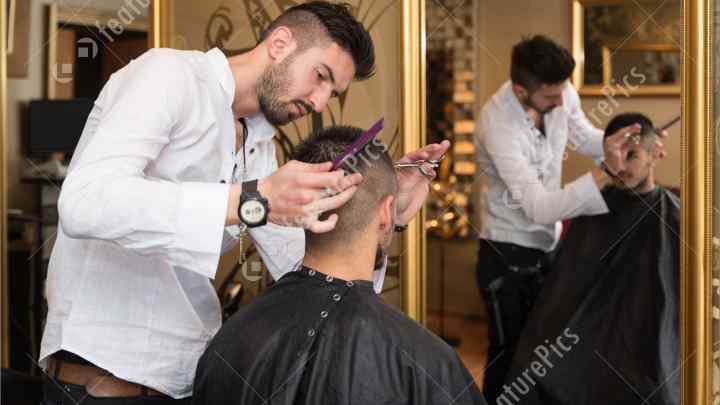 Як стати чоловічим перукарем