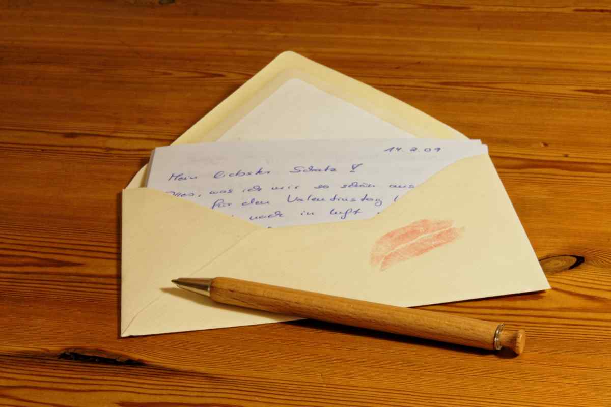 Як написати листа чоловікові