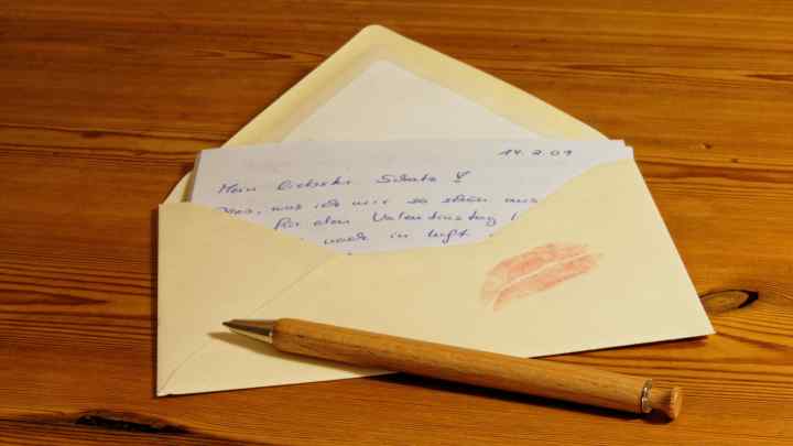Як написати листа чоловікові