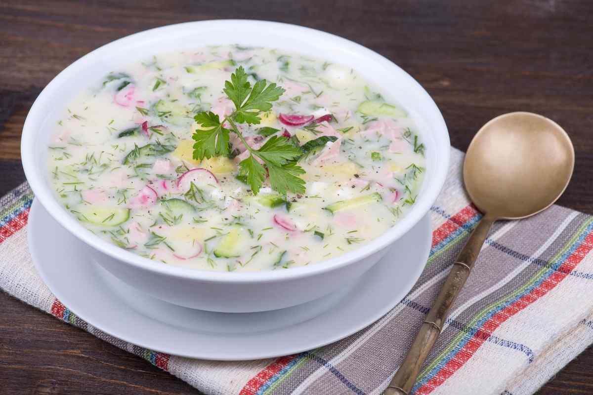 Як приготувати холодний літній суп?