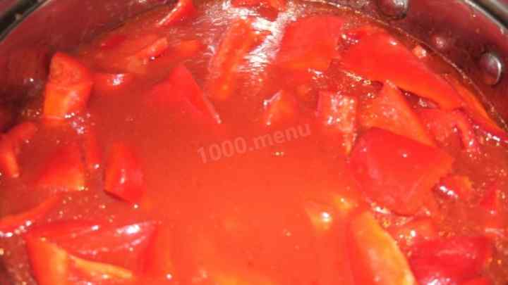 Перець у томатному соусі на зиму: рецепти