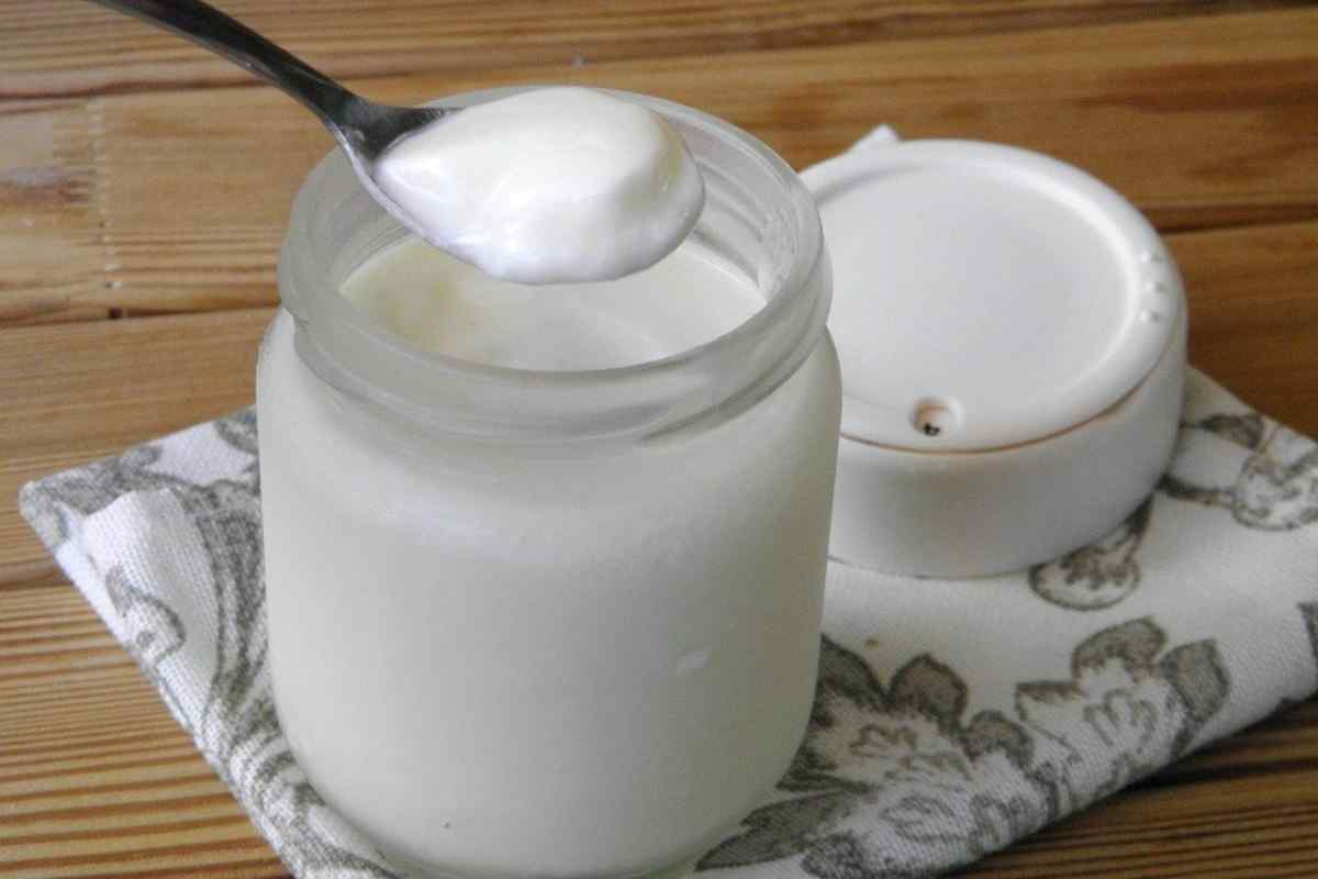 Як приготувати йогурт у домашніх умовах