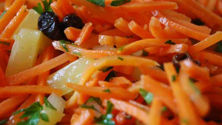 Салат з моркви