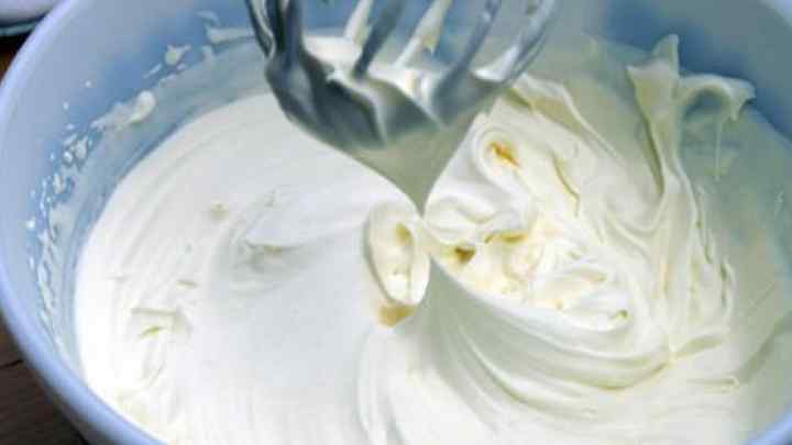 Як зробити заварний крем для морозива