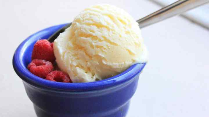 Простий рецепт дуже смачного морозива