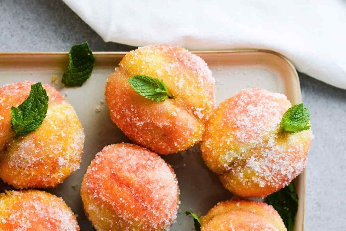 Як приготувати десерт з персиків