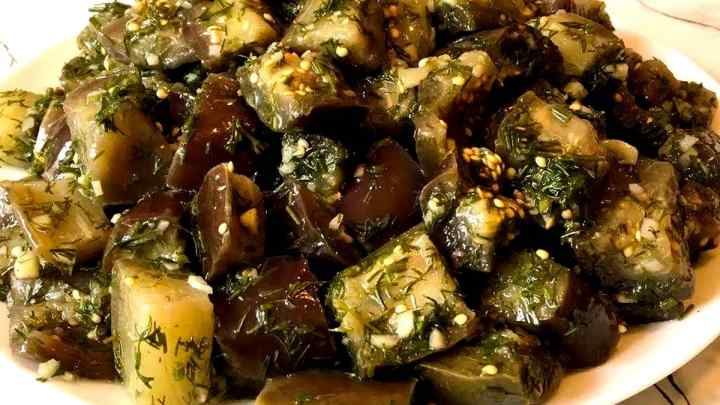 Мариновані баклажани зі смаком грибів