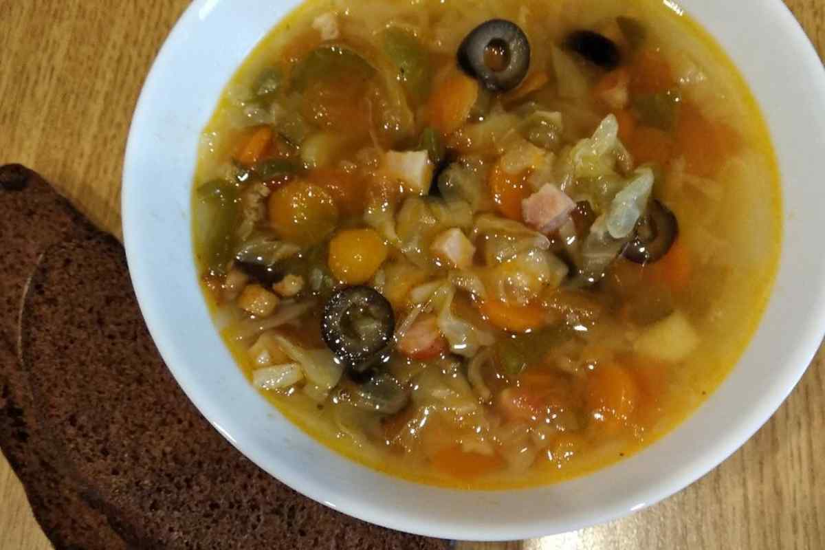 Як приготувати суп хамін