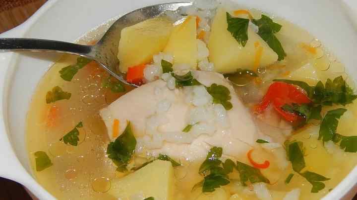 Пікантний суп з рисовою локшиною