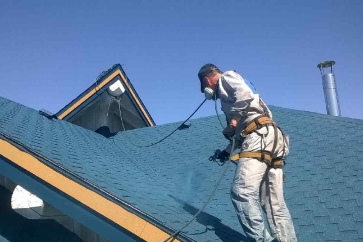 Як пофарбувати дах