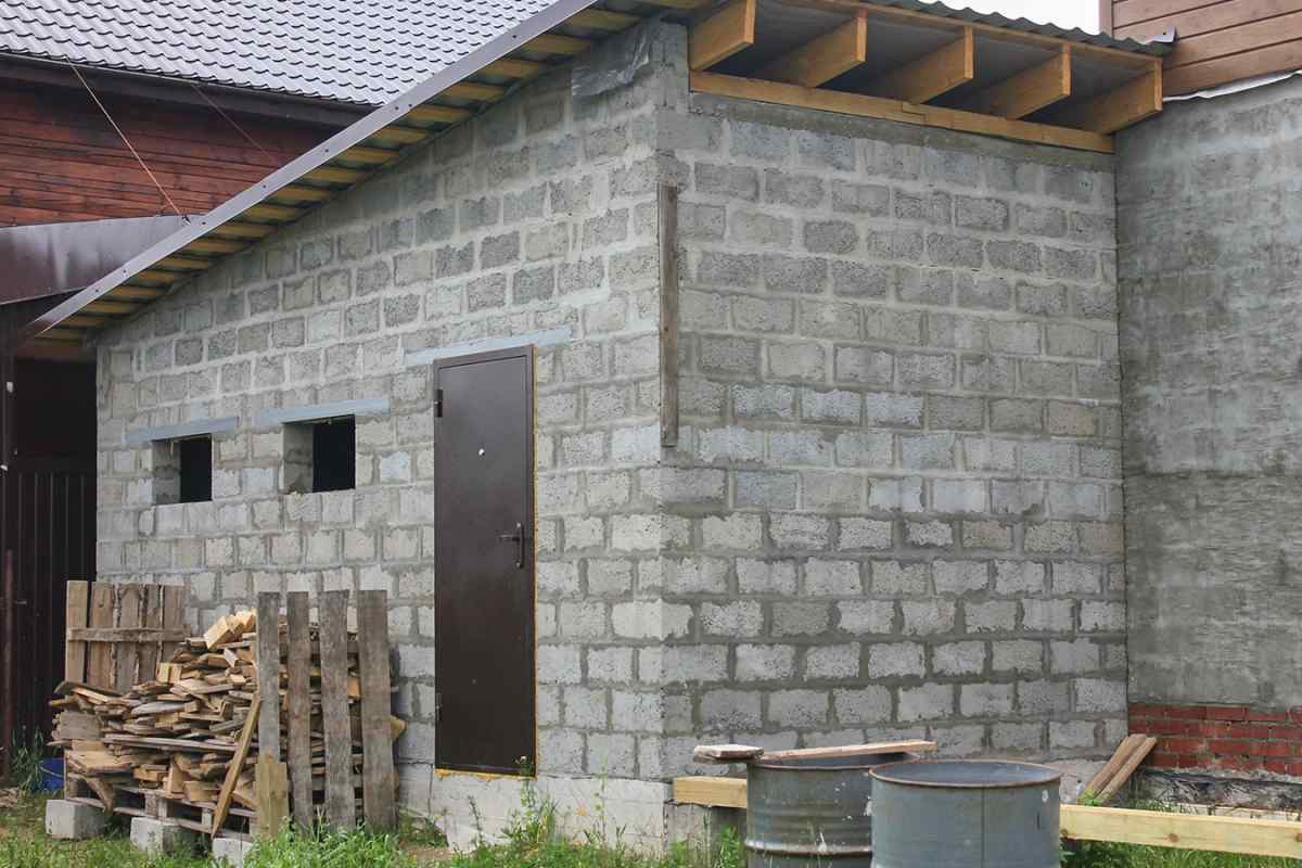 Як побудувати будинок з керамзитобетону