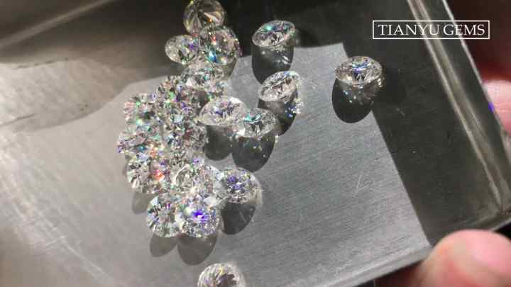 Як відрізнити діамант