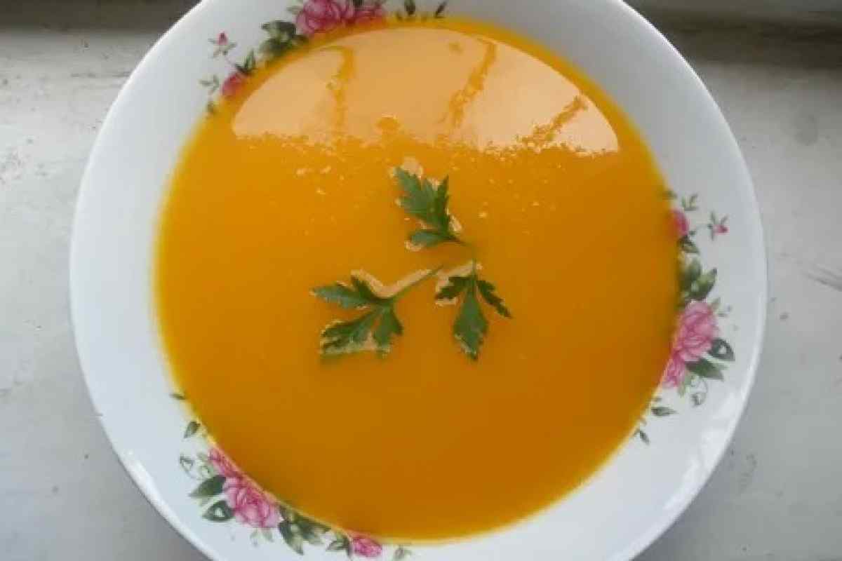 Гарбузовий суп з апельсиновим соком