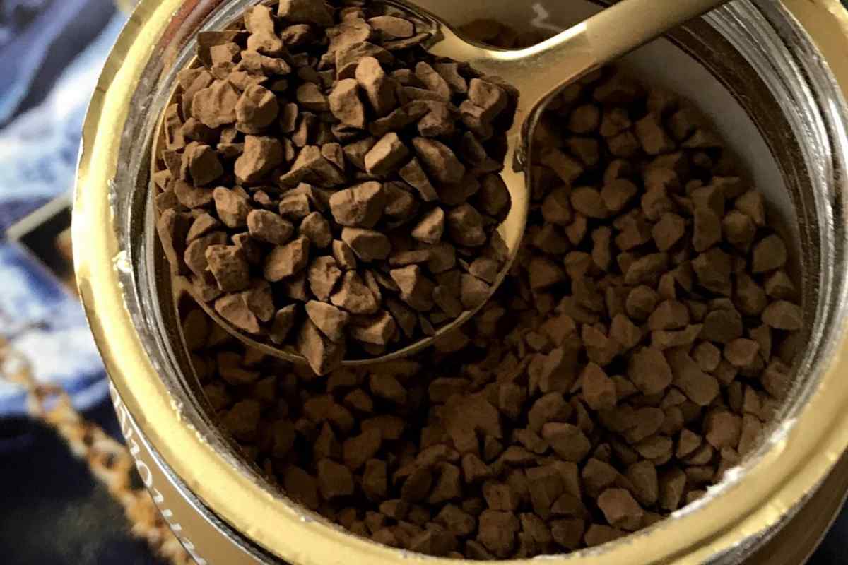 Яка різниця між порошковою і гранульованою кавою