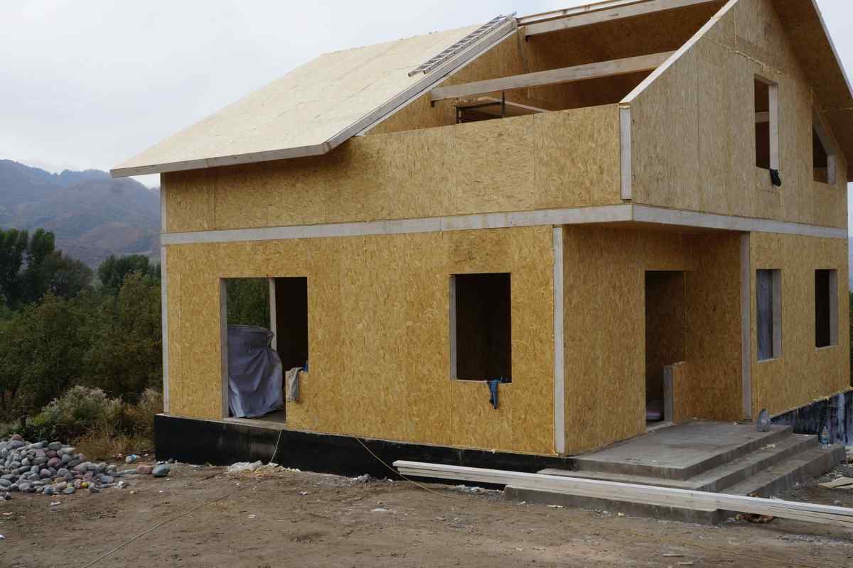Скільки коштує самому побудувати будинок