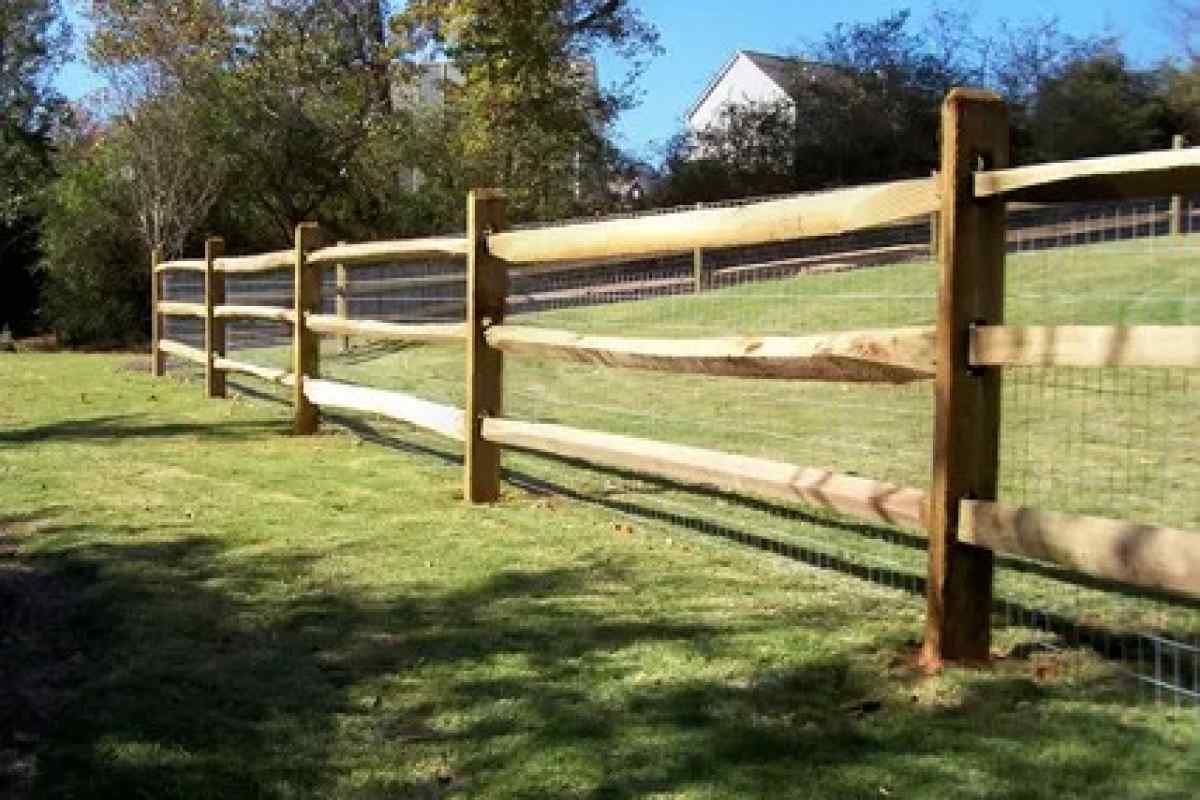 Як побудувати дерев 'яний паркан на дачній ділянці