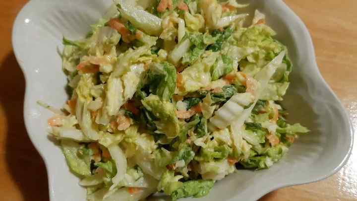 Рецепт салату з китайської капусти