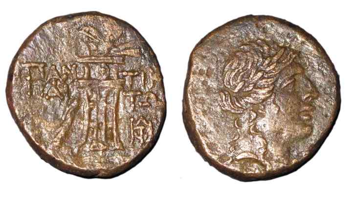 Де і коли з 'явилися перші монети із зображенням