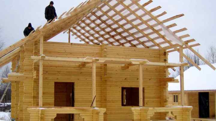 Як обчислити висоту коника при будівництві будинку