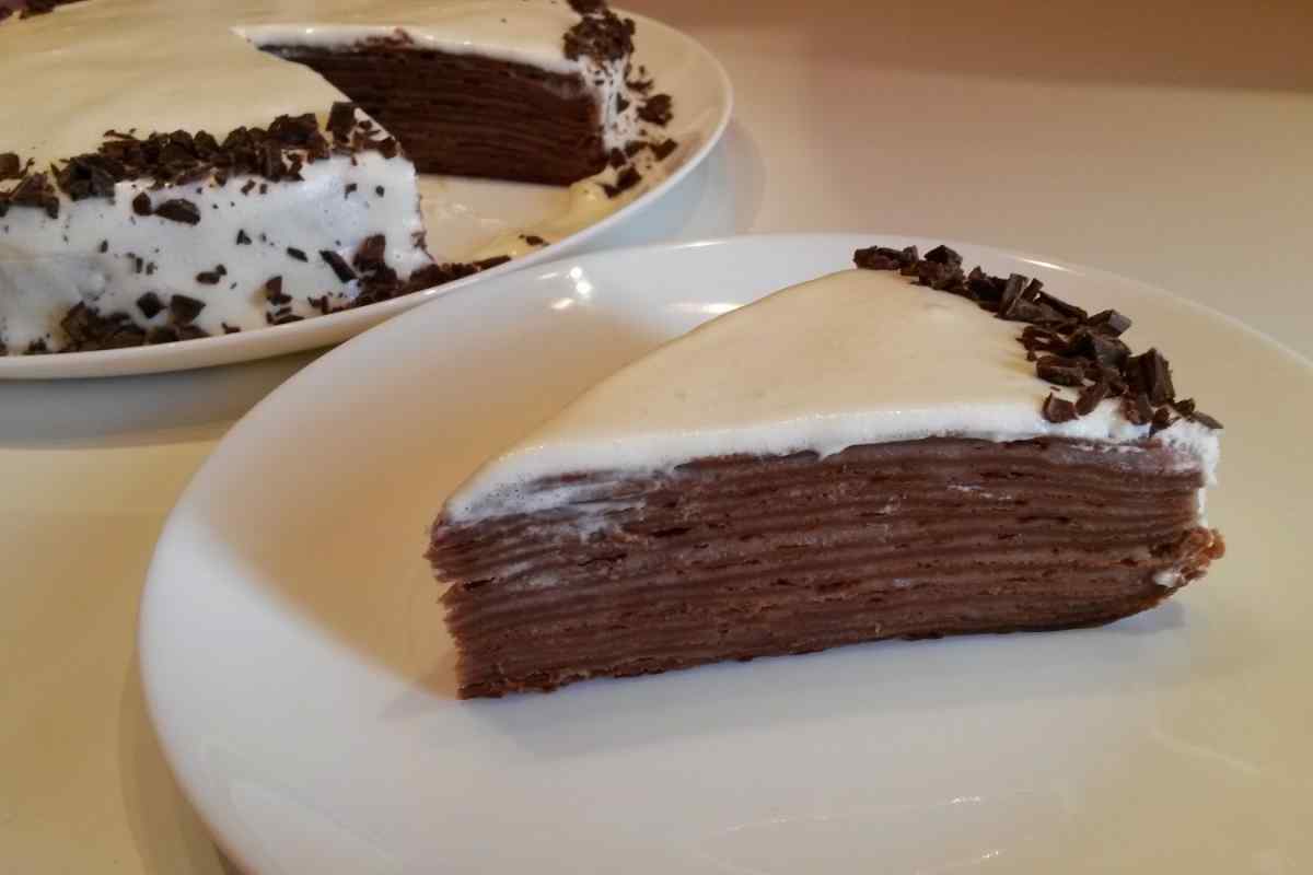 Шоколадний торт з млинців