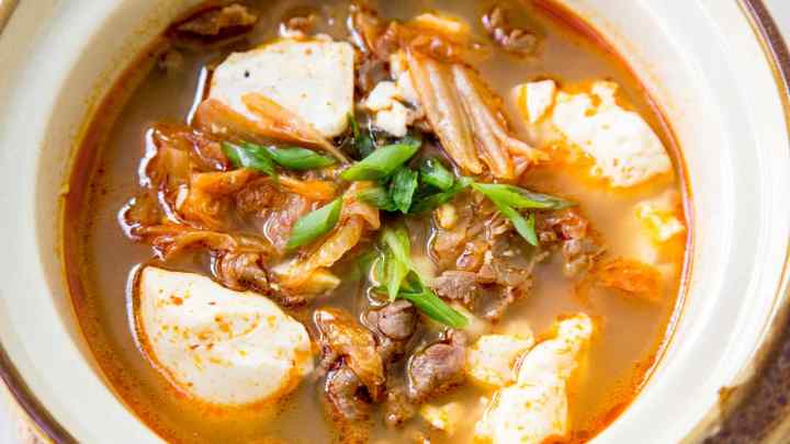 Як приготувати корейський суп Цзо Коггі Бокум