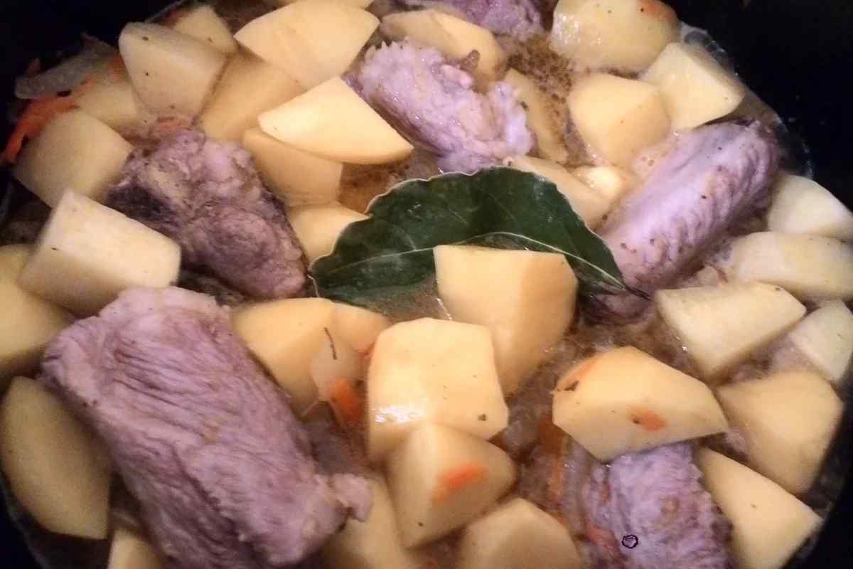 Як приготувати густий суп у горщикові