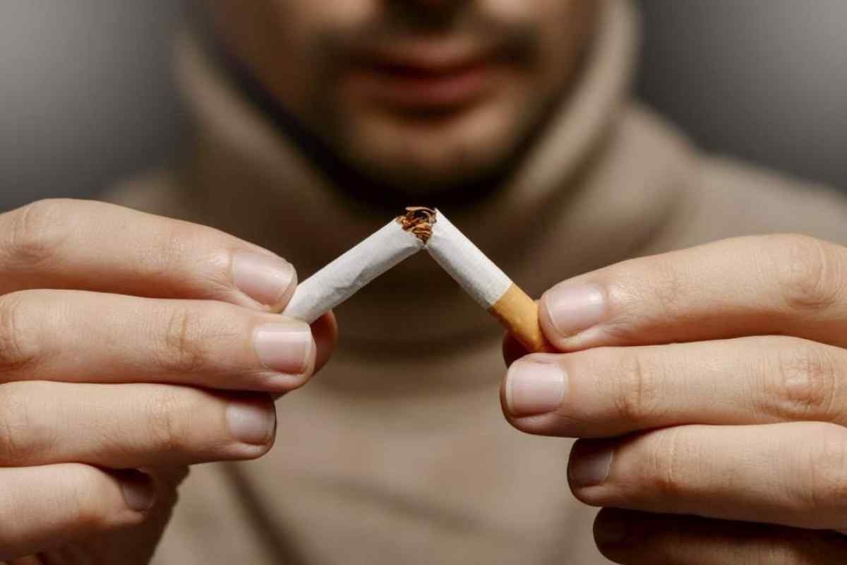 Як допомогти підліткові кинути палити